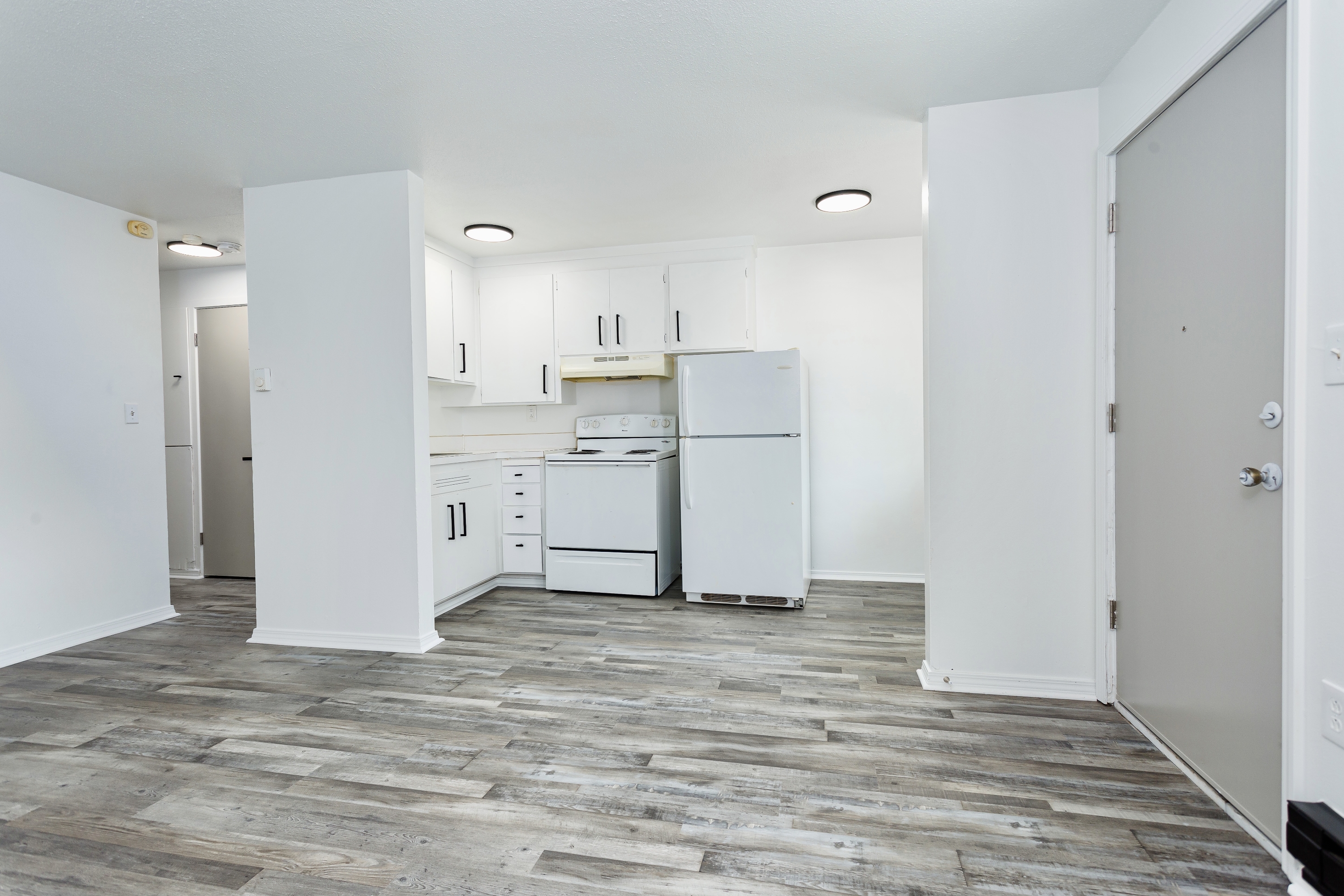 1405 Martin Luther King Junior Way - 7